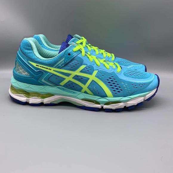 Asics Shoes - Asics Women's Gel-Kayano 22 Running Shoes   -    Size:  8
